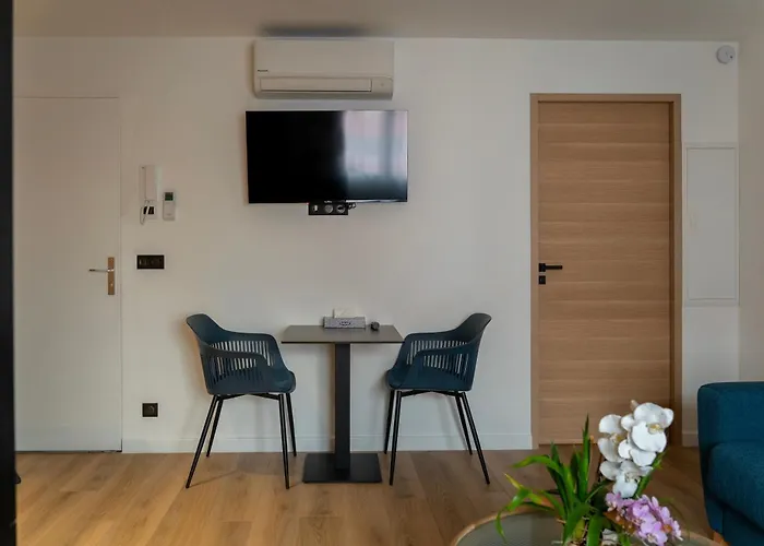 Appartement Superbe - Centre Mandelieu